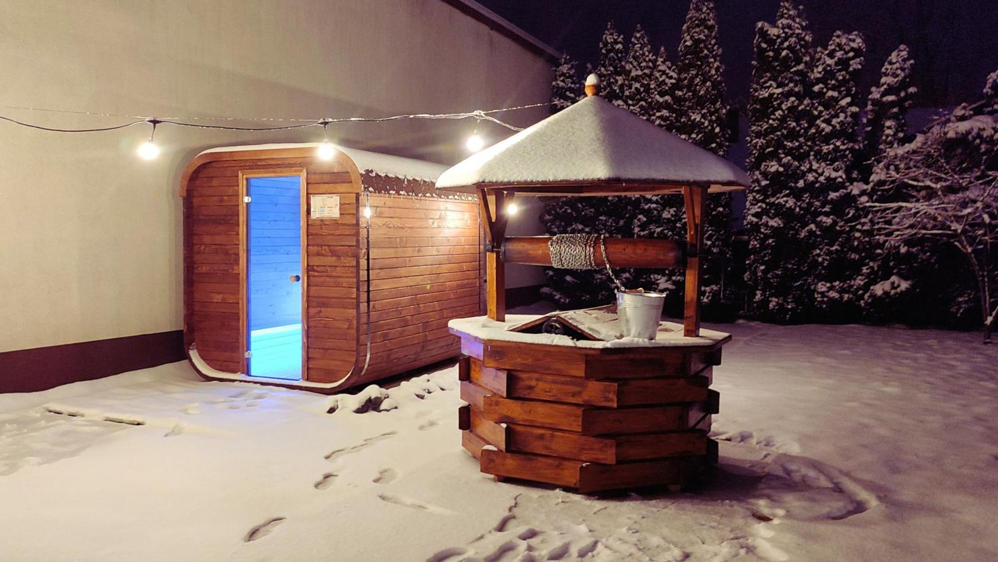 Chwile W Starym Saczu, Sauna I Beczka *